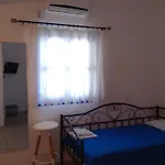 Meltemi Room's And Studios