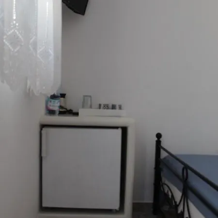 Apartment Meltemi Room's And Studios *