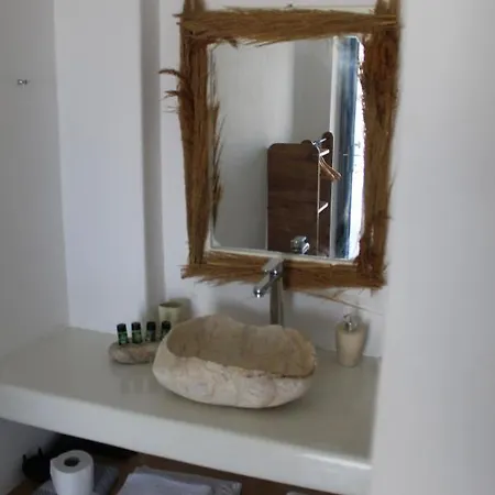 Meltemi Room's And Studios Apartment Anafi