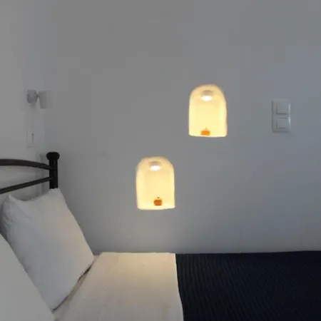 Meltemi Room's And Studios Apartment *