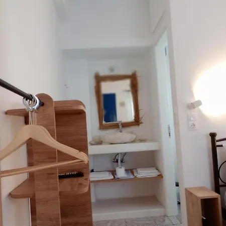 Apartment Meltemi Room's And Studios *