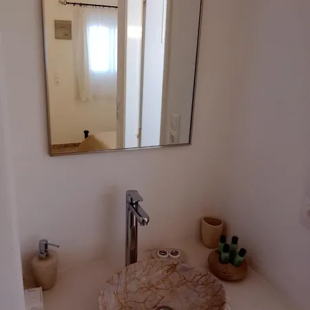 Meltemi Room's And Studios Apartment Anafi