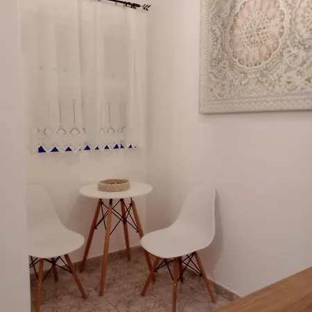 Apartment Meltemi Room's And Studios *