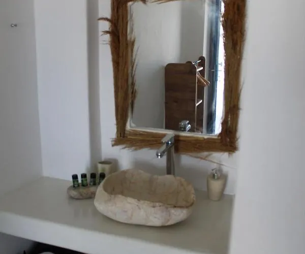 Meltemi And Апартаменты Анафи