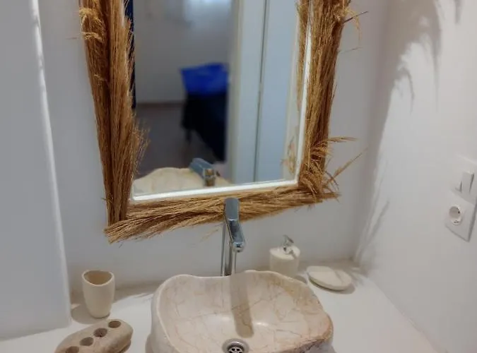 Meltemi And Апартаменты *