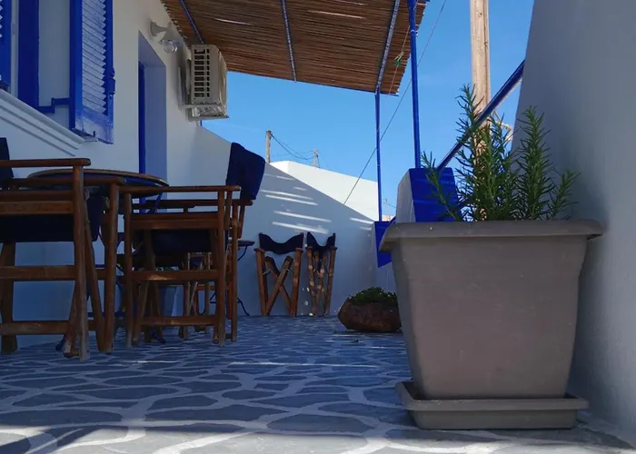 Meltemi And * Анафи